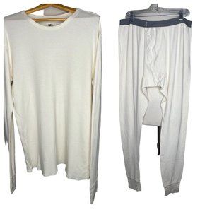 BVD thermal two piece set size large TINY FLAW